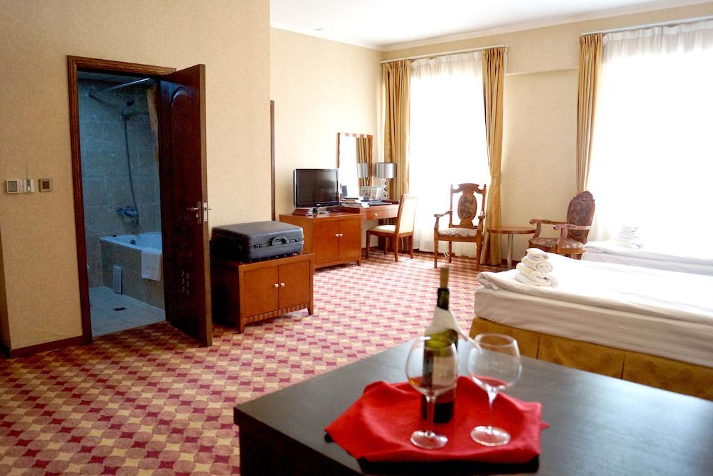 Ub City Hotel Ulán Bator Habitación foto